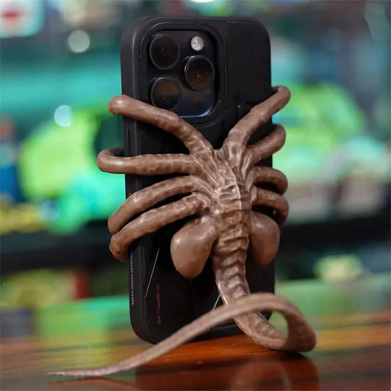 Alien Phone Holder, Creative Decorative Phone Holder Ornament Science Fiction Thriller Movie Facehugger Phone Holder Halloween