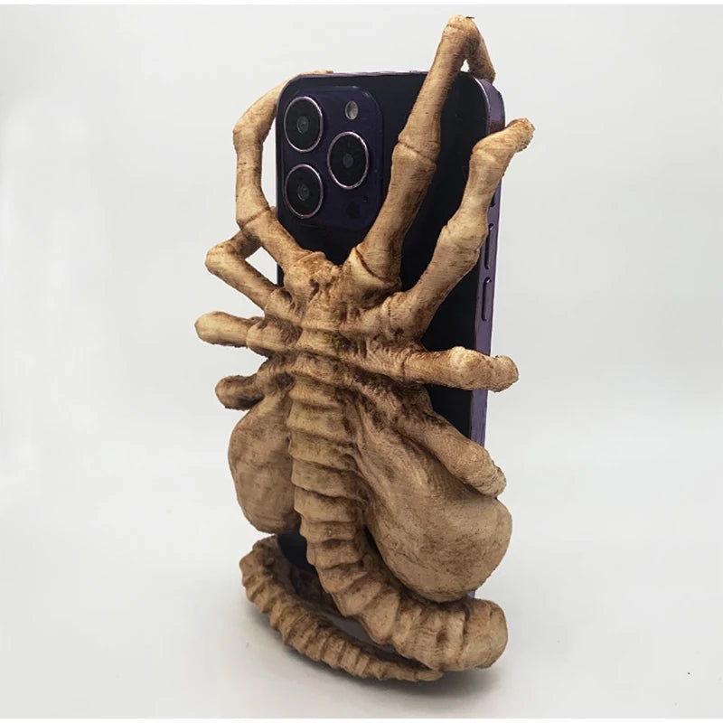 Alien Phone Holder, Creative Decorative Phone Holder Ornament Science Fiction Thriller Movie Facehugger Phone Holder Halloween
