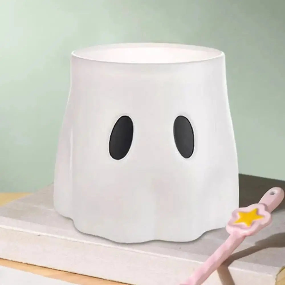 Durable Plastic Ghost Planter Ghost-Themed Haunted Design Halloween Ghost Bucket Versatile Piece Unique Gift Candy Bowl